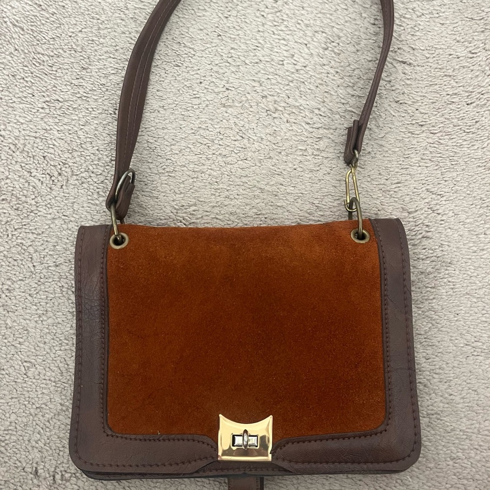 Shoulder bag